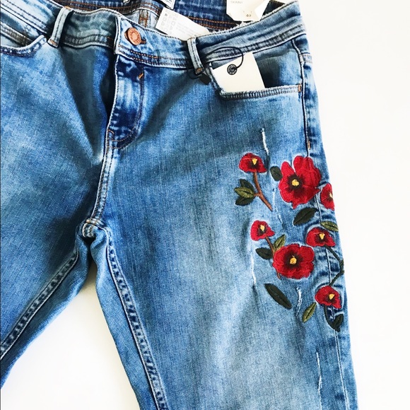 Zara embroidered ankle denim - Picture 3 of 4